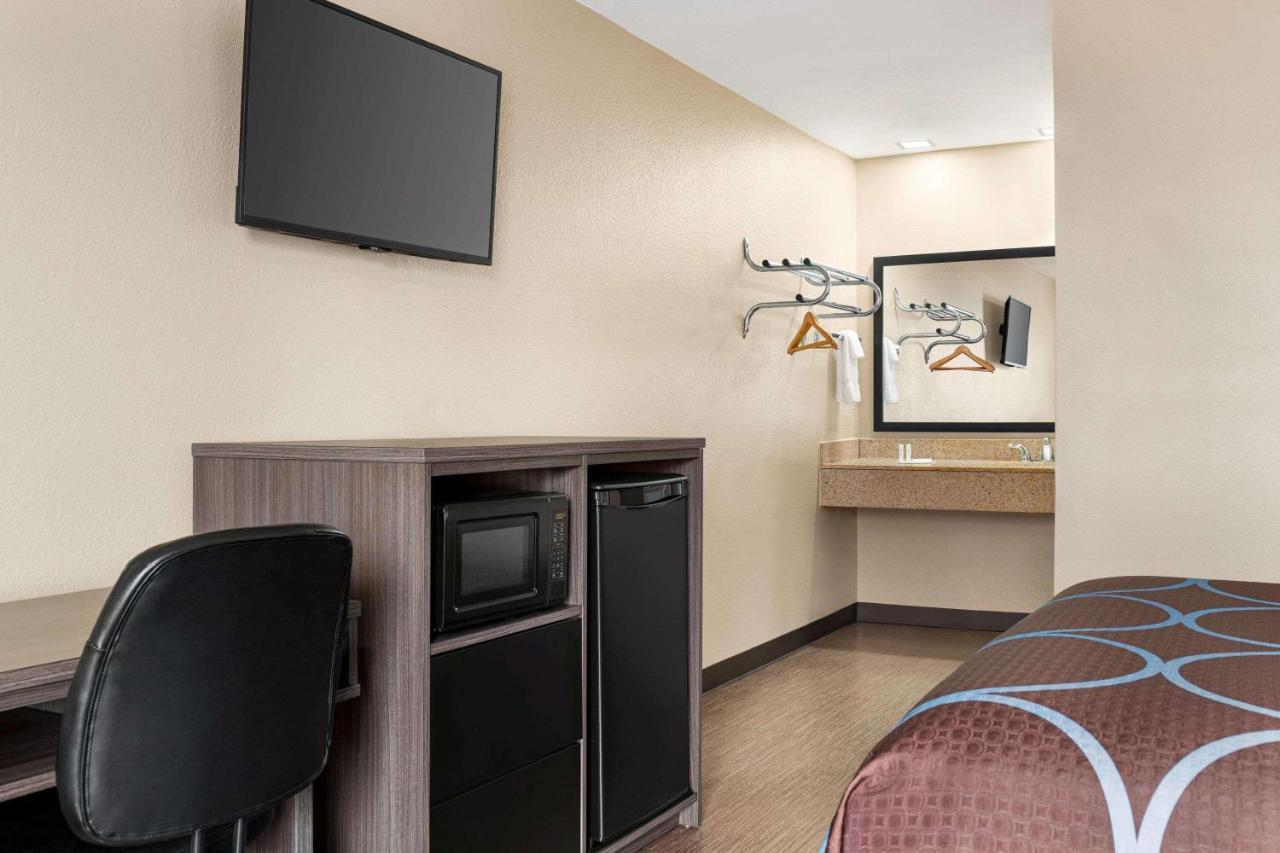 Motel Super 8 By Wyndham Foley Zewnętrze zdjęcie